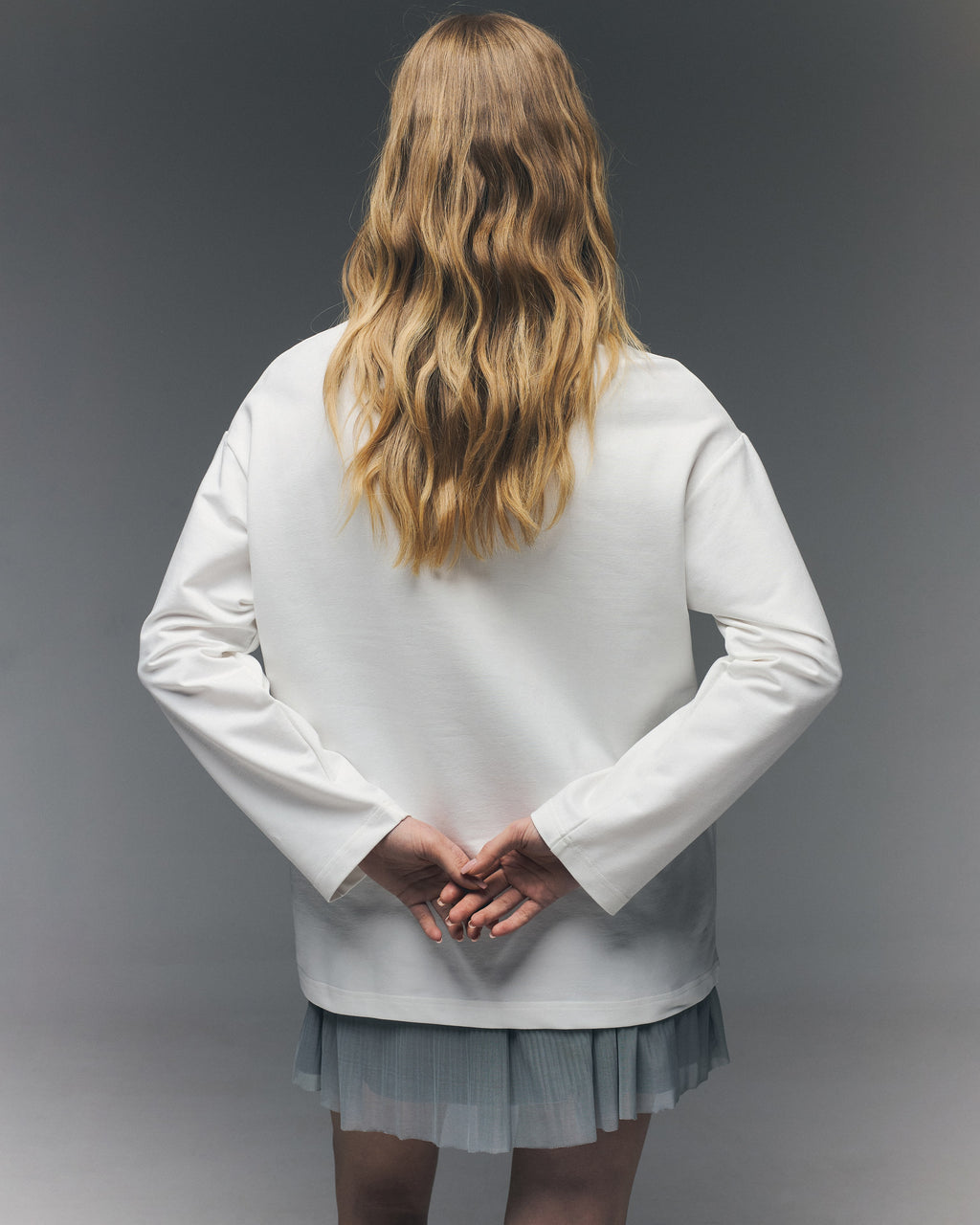 Лонгслів молочний «Let love reign»