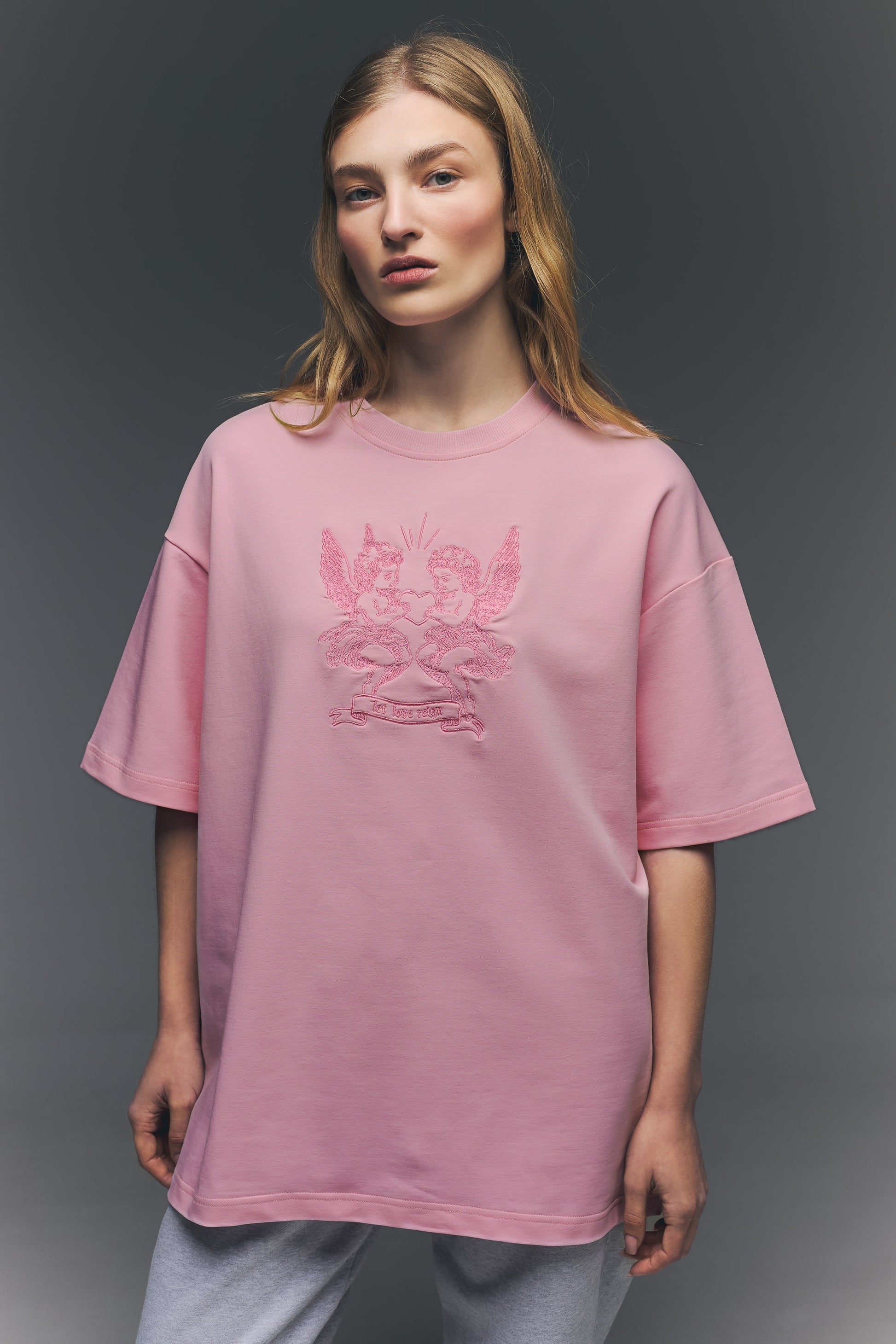 Футболка рожева «Let love reign»